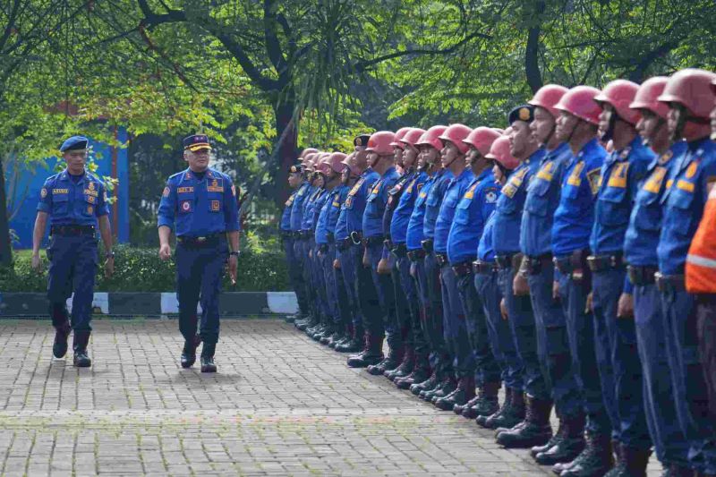 DKI resmi buka lowongan untuk 1.000 petugas damkar DKI resmi buka lowongan untuk 1.000 petugas damkar