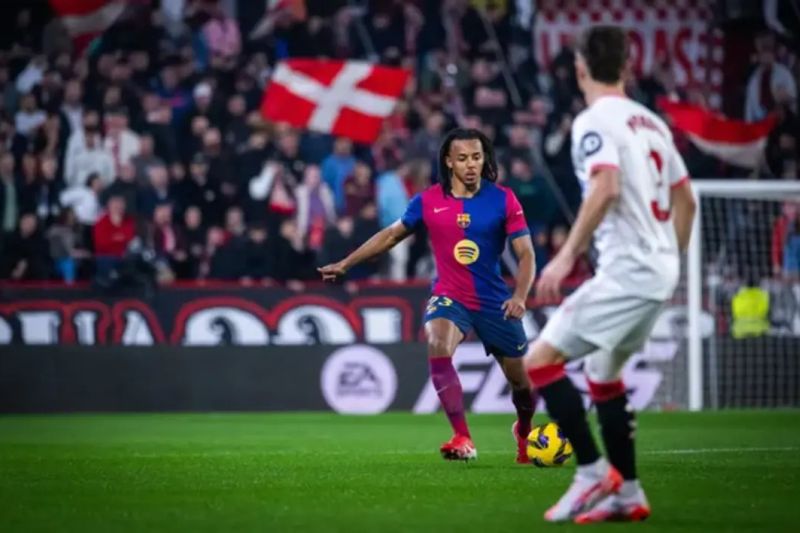 Barcelona resmi perpanjang kontrak Jules Kounde hingga 2030 Barcelona resmi perpanjang kontrak Jules Kounde hingga 2030