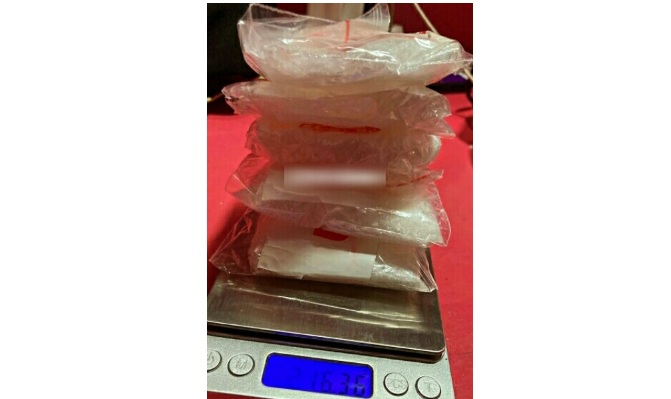 Ditresnarkoba Polda Sulut tangkap terduga pengedar 216 gram sabu Ditresnarkoba Polda Sulut tangkap terduga pengedar 216 gram sabu