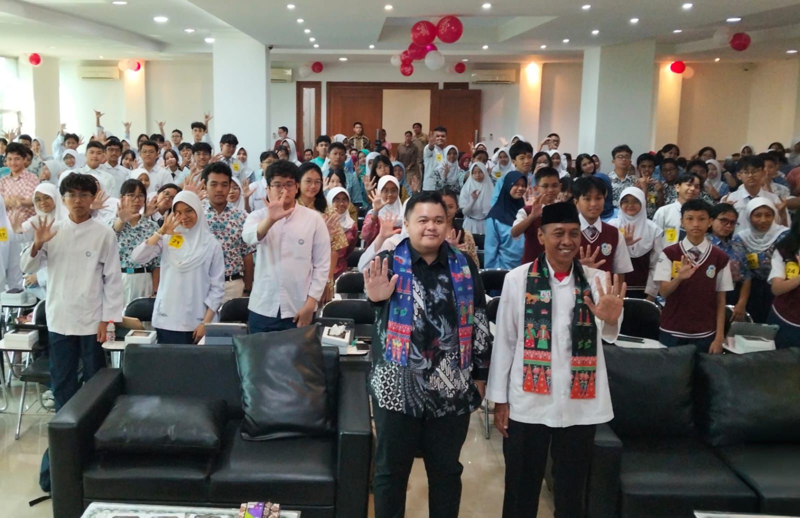 Maxim gelar kompetisi kuis sejarah antar pelajar SMP di Jakarta guna bangkitkan semangat kemerdekaan