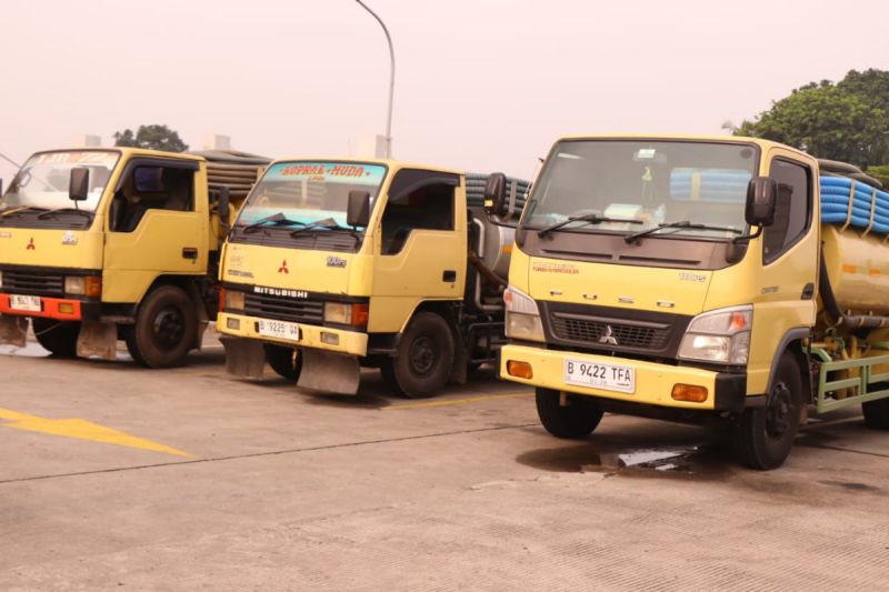 DLH DKI kenakan sanksi berat bagi pembuang limbah tinja sembarangan DLH DKI kenakan sanksi berat bagi pembuang limbah tinja sembarangan