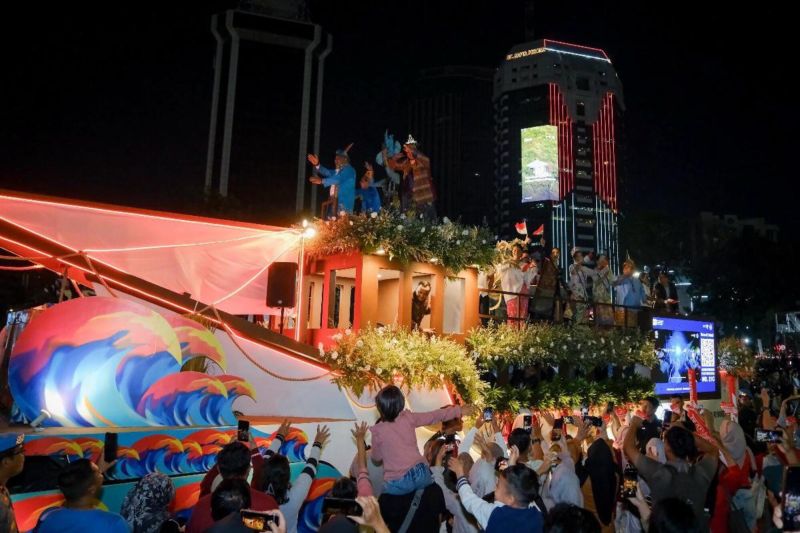 Kemenpar promosikan berwisata #DiIndonesiAja dalam Karnaval Bersatu Kemenpar promosikan berwisata #DiIndonesiAja dalam Karnaval Bersatu
