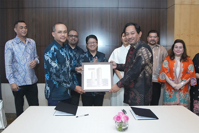 Penandatanganan MoU Bank Rakyat dan PT BRA