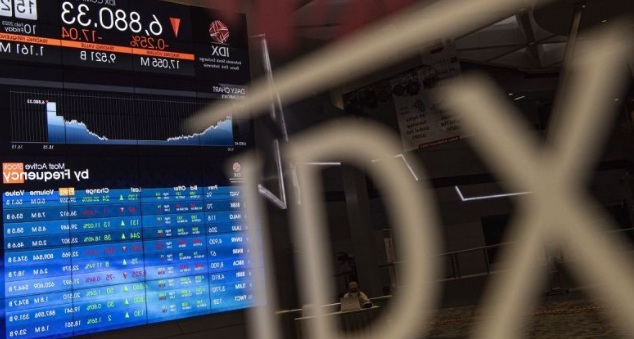 IHSG ditutup menguat di tengah pelemahan bursa kawasan Asia