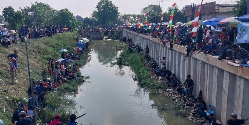 Festival Kali Gabus meriahkan HUT ke-80 RI dan Hari Jadi Bekasi ke-75 Festival Kali Gabus meriahkan HUT ke-80 RI dan Hari Jadi Bekasi ke-75