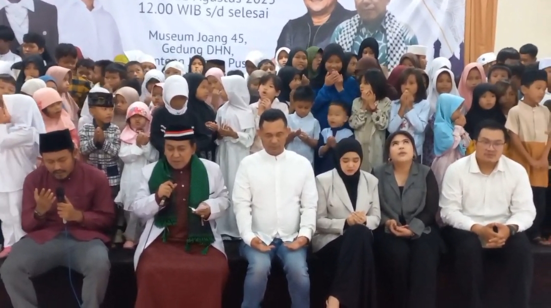 Rawat Optimisme Indonesia Cerah, Boni Hargens Gelar Doa Bersama Anak Yatim Rawat Optimisme Indonesia Cerah, Boni Hargens Gelar Doa Bersama Anak Yatim