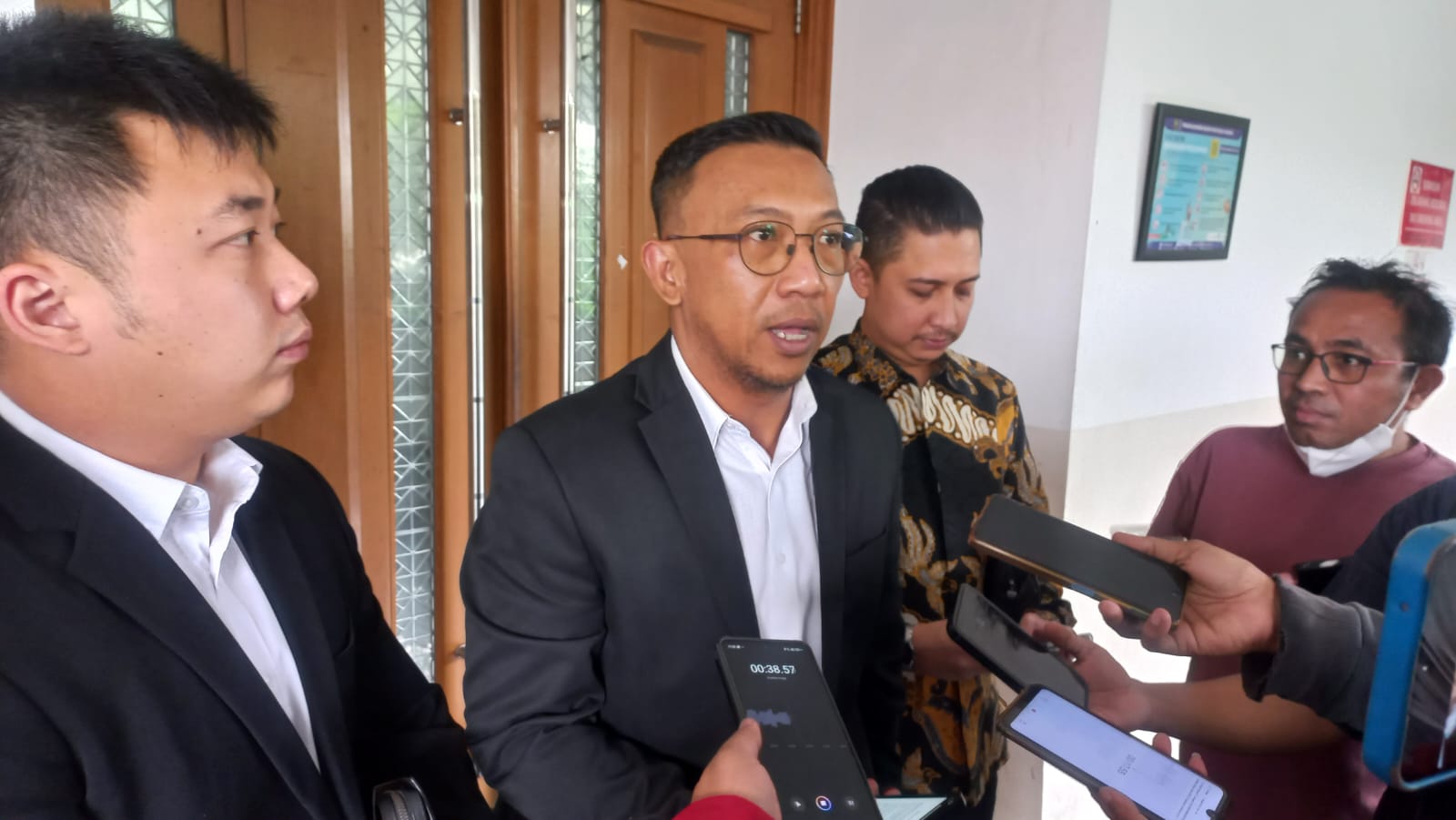 Hary Tanoe digugat Rp119 Triliun oleh CMNP, berawal dari NCD 1999 yang tak cair Hary Tanoe digugat Rp119 Triliun oleh CMNP, berawal dari NCD 1999 yang tak cair