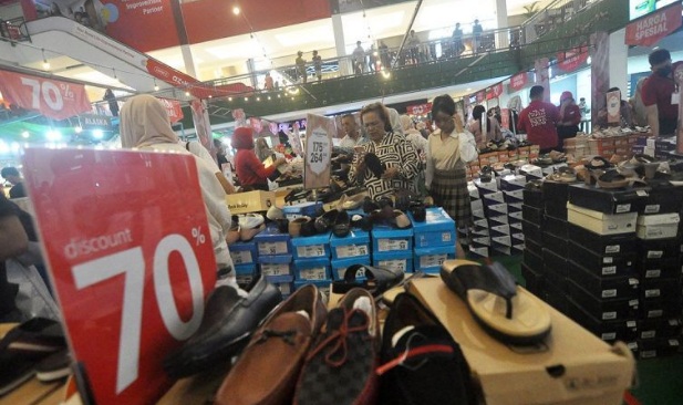Penjualan e-commerce naik, nilai belanja turun imbas rojali rohana Penjualan e-commerce naik, nilai belanja turun imbas rojali rohana