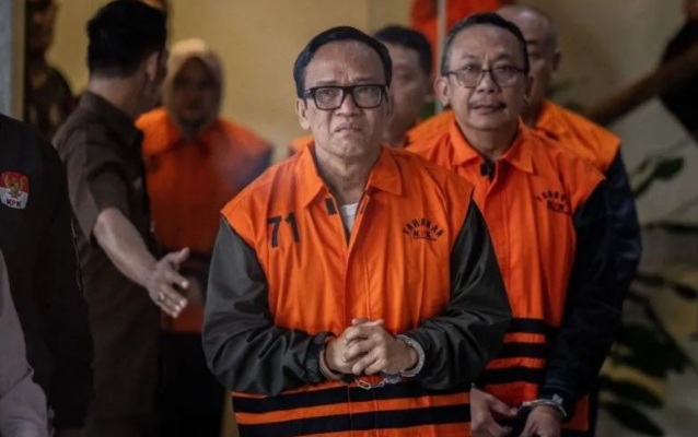 KPK geledah rumah Immanuel Ebenezer di Pancoran dan sita Alphard