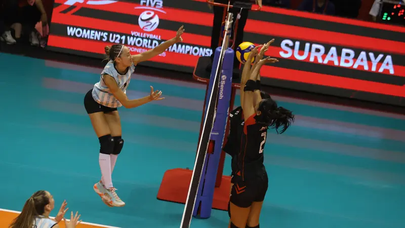 FIVB diskualifikasi timnas putri U-21 Vietnam dari Kejuaraan Dunia FIVB diskualifikasi timnas putri U-21 Vietnam dari Kejuaraan Dunia