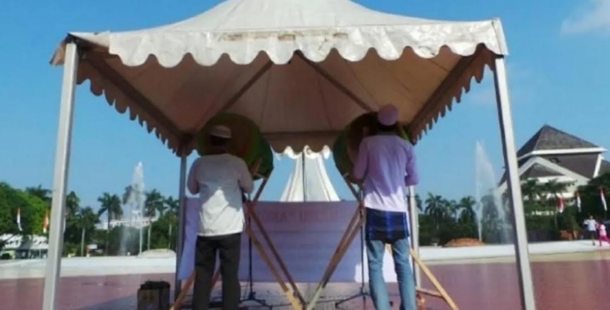 8 Agustus 2013: Rekor tabuhan beduk serentak terlama TMII