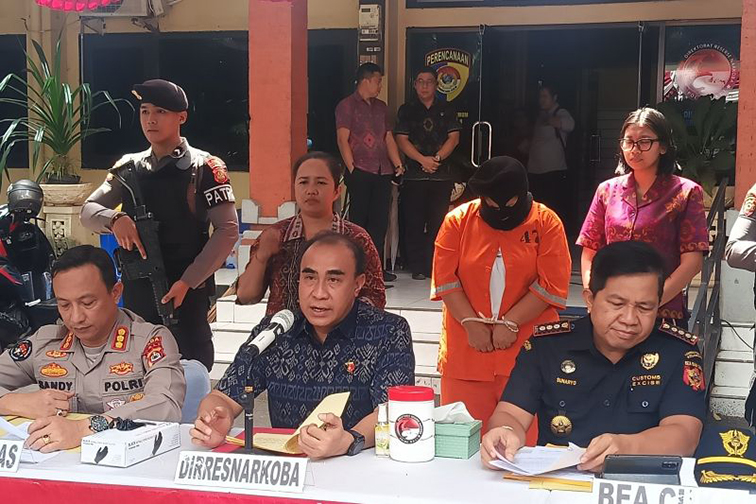Polisi selidik jaringan narkoba internasional di Bali libatkan WN Peru Polisi selidik jaringan narkoba internasional di Bali libatkan WN Peru