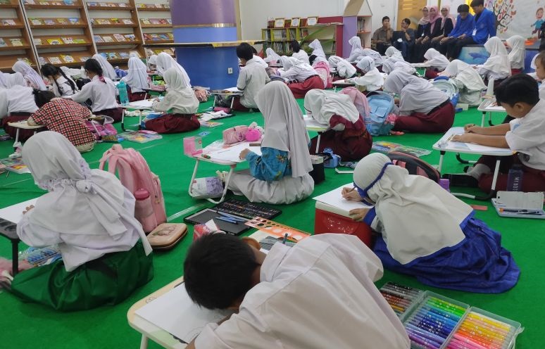 Jakbar optimalkan layanan perpustakaan RPTRA untuk warga Jakbar optimalkan layanan perpustakaan RPTRA untuk warga