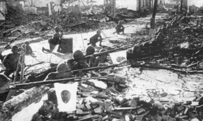 13 Agustus 1945: Berita kekalahan Jepang sampai ke telinga pemuda pejuang kemerdekaan 13 Agustus 1945: Berita kekalahan Jepang sampai ke telinga pemuda pejuang kemerdekaan