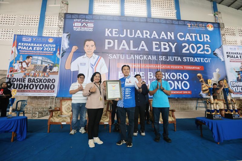 Kejuaraan Catur Piala EBY (Edhie Baskoro Yudhoyono) 2025 raih MURI Kejuaraan Catur Piala EBY (Edhie Baskoro Yudhoyono) 2025 raih MURI