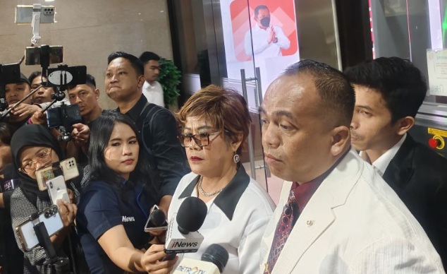 Kubu Lisa Mariana terima hasil tes DNA dengan Ridwan Kamil Kubu Lisa Mariana terima hasil tes DNA dengan Ridwan Kamil