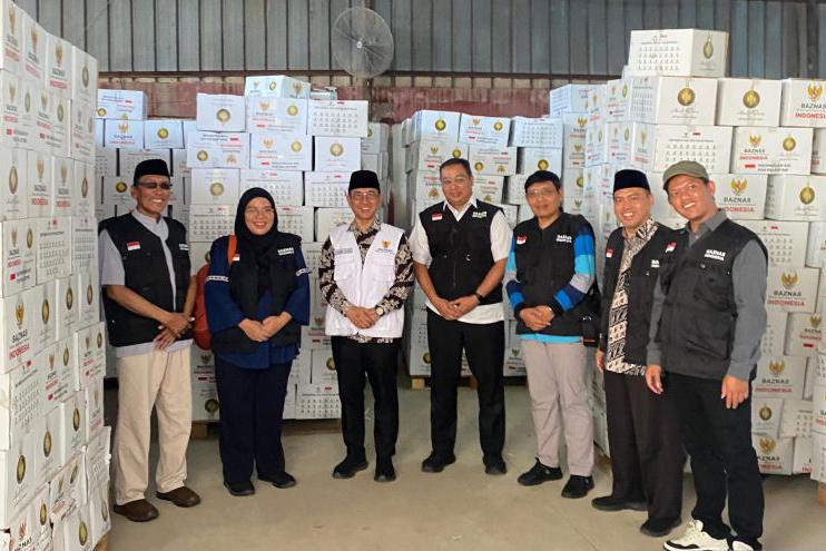 Baznas siap kirimkan bantuan warga Indonesia untuk Palestina via Mesir Baznas siap kirimkan bantuan warga Indonesia untuk Palestina via Mesir