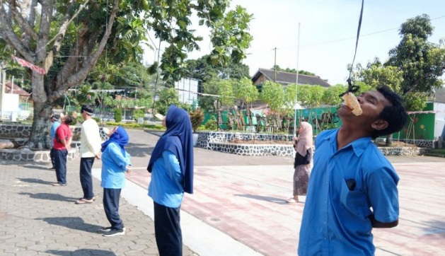Penyandang disabilitas netra Penganthi sambut Kemerdekaan RI Penyandang disabilitas netra Penganthi sambut Kemerdekaan RI