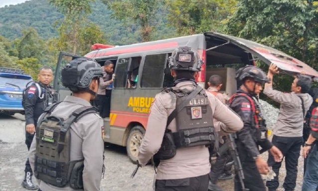 Jenazah Brigpol Arif korban KKB dimakamkan di Pangkal Pinang