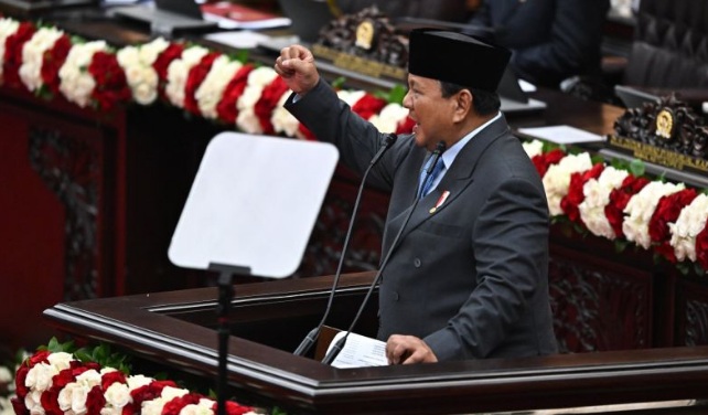 Prabowo targetkan pertumbuhan ekonomi 2026 sebesar 5,4 persen Prabowo targetkan pertumbuhan ekonomi 2026 sebesar 5,4 persen