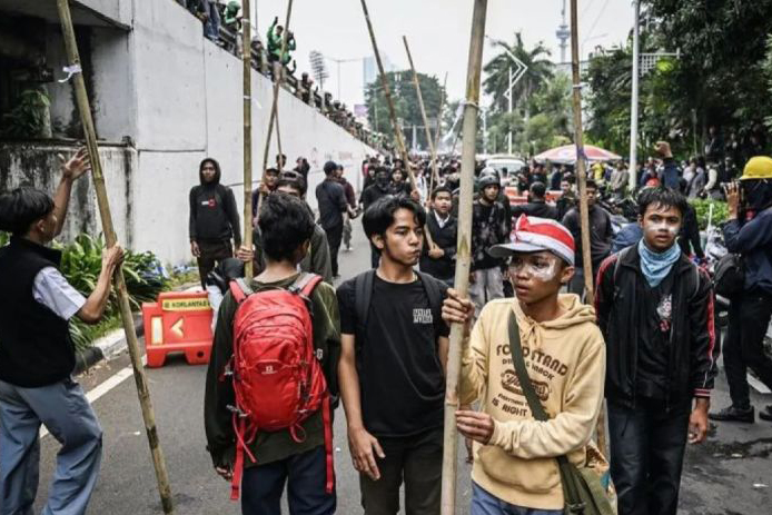 KPAI awasi pemeriksaan ratusan anak yang ditangkap dalam aksi di DPR KPAI awasi pemeriksaan ratusan anak yang ditangkap dalam aksi di DPR
