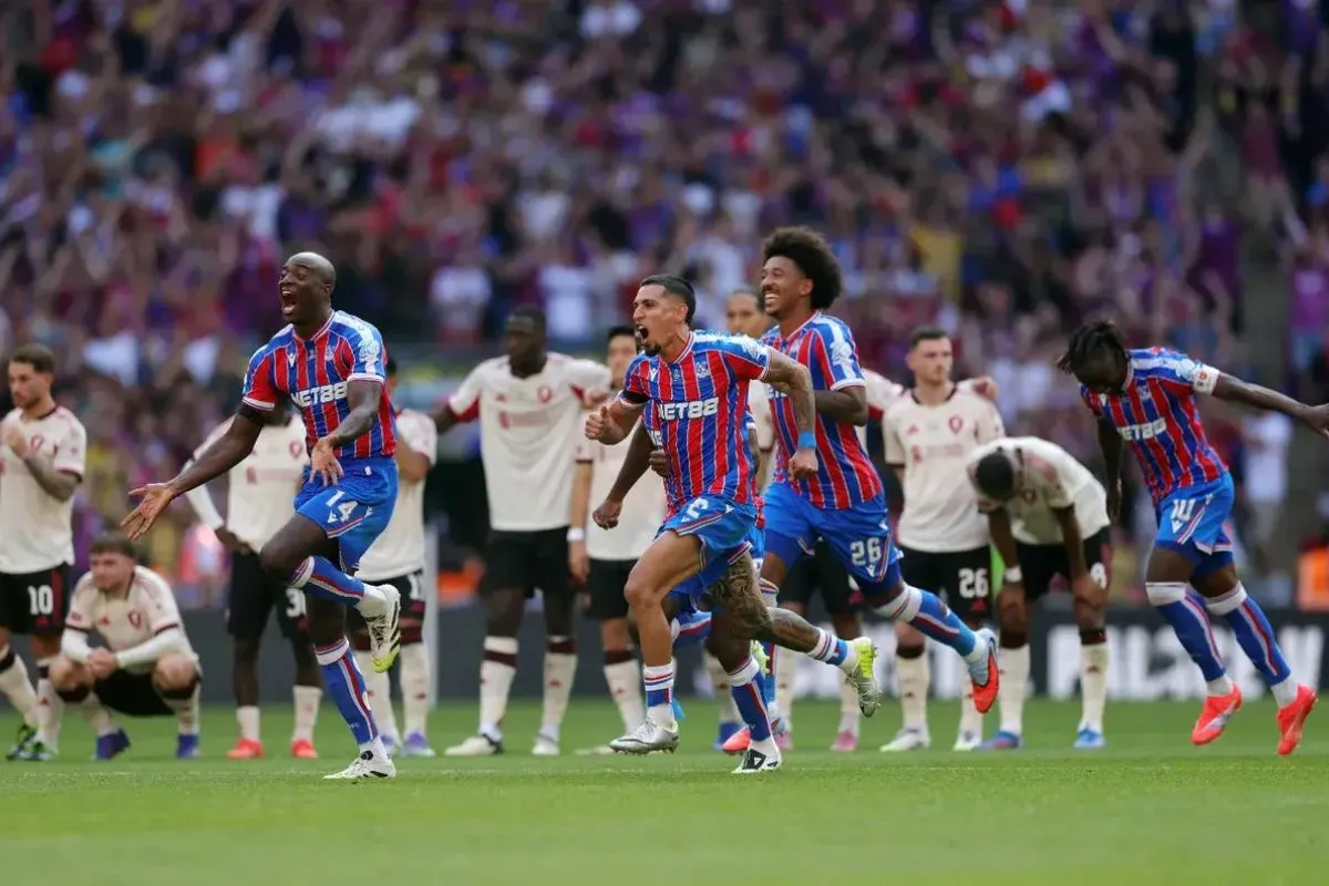 Menang adu penalti lawan Liverpool, Palace juara Community Shield Menang adu penalti lawan Liverpool, Palace juara Community Shield