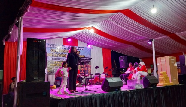 Kades Sultan Majalengka beri kado istimewa untuk lansia di HUT ke-80 RI Kades Sultan Majalengka beri kado istimewa untuk lansia di HUT ke-80 RI