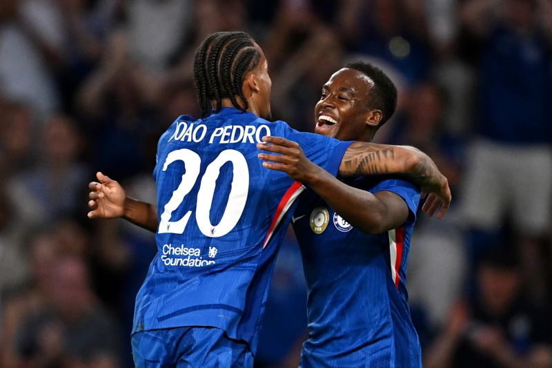 Chelsea amankan kemenangan 2-0 ketika hadapi Bayer Leverkusen Chelsea amankan kemenangan 2-0 ketika hadapi Bayer Leverkusen