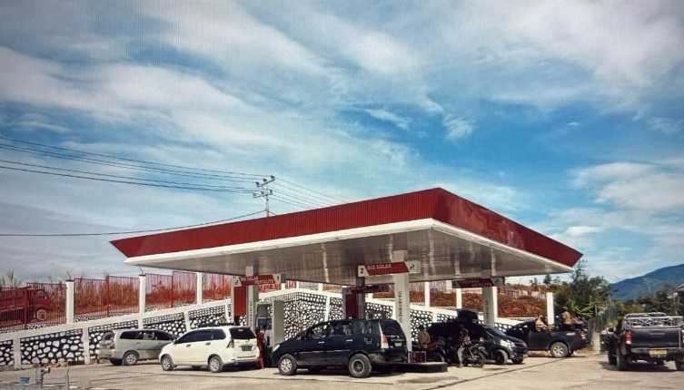 Pertamina Patra Niaga pastikan penyaluran BBM terpenuhi pascalongsor Jalan Trans Nabire Papua Pertamina Patra Niaga pastikan penyaluran BBM terpenuhi pascalongsor Jalan Trans Nabire Papua