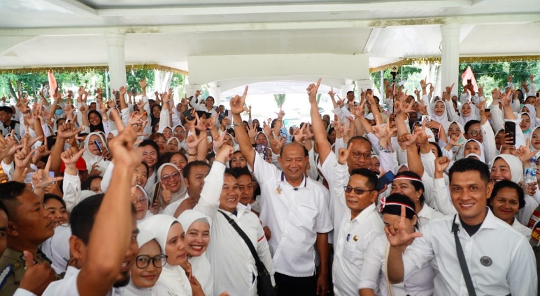 Sebanyak 832 TKS di Langkat masuk PPPK paruh waktu Sebanyak 832 TKS di Langkat masuk PPPK paruh waktu