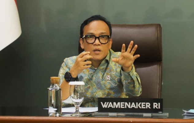 KPK masih periksa Wamenaker Immanuel Ebenezer hingga Kamis malam