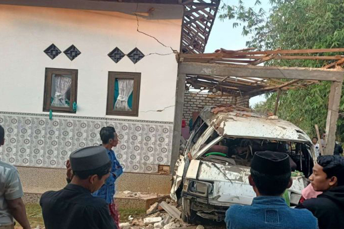 Polres Sumenep selidiki kasus ledakan di Abunten Polres Sumenep selidiki kasus ledakan di Abunten