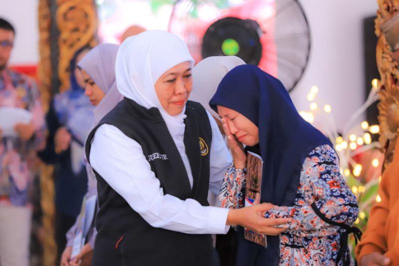 Khofifah ingatkan warga Sumenep tak gunakan bansos untuk judol Khofifah ingatkan warga Sumenep tak gunakan bansos untuk judol
