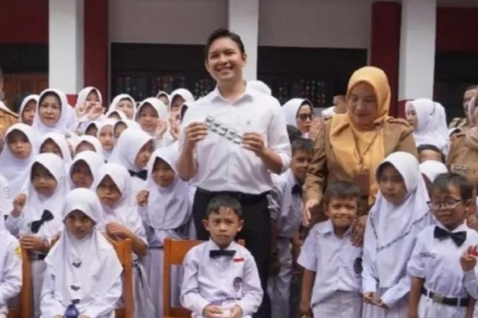PHBS kunci kecacingan dapat dihindari pada semua kelompok usia PHBS kunci kecacingan dapat dihindari pada semua kelompok usia