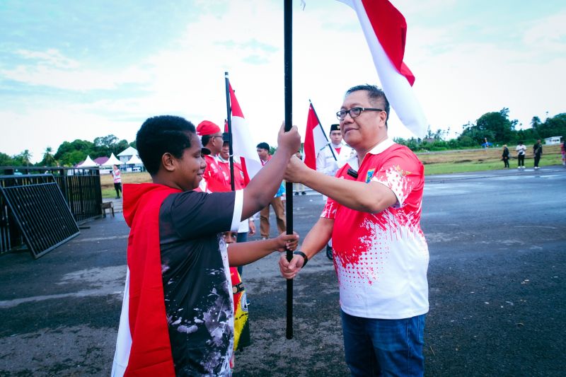 Papua Tengah luncurkan gerakan pembagian 10 juta bendera merah putih