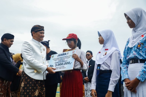 Usia 80 Provinsi Jateng punya delapa kawasan industri Usia 80 Provinsi Jateng punya delapa kawasan industri