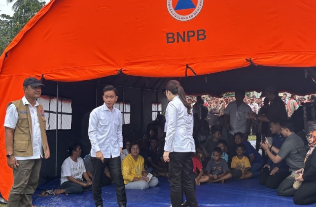 Meski darurat, Wapres minta kegiatan belajar di Poso tetap berjalan Meski darurat, Wapres minta kegiatan belajar di Poso tetap berjalan