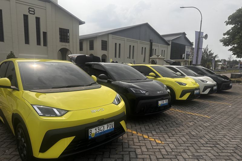 BYD kuasai 54 persen pasar EV, jadi merek mobil listrik terlaris di RI BYD kuasai 54 persen pasar EV, jadi merek mobil listrik terlaris di RI