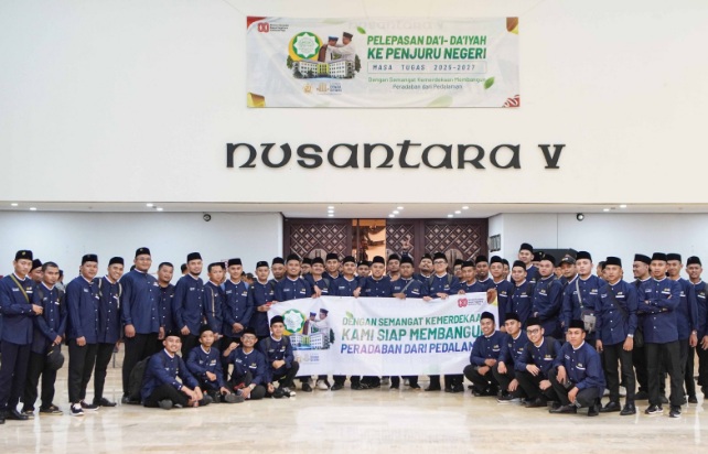 DDI lepas 225 dai muda terbaik ke pelosok negeri dari Gedung MPR RI DDI lepas 225 dai muda terbaik ke pelosok negeri dari Gedung MPR RI