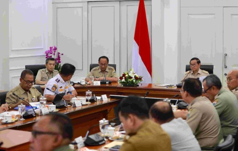 DKI siapkan langkah atasi kemacetan di kawasan TB Simatupang DKI siapkan langkah atasi kemacetan di kawasan TB Simatupang
