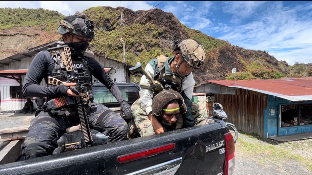 Satgas Ops Damai Cartenz tangkap anggota KKB Konara Enumbi di Puncak Jaya