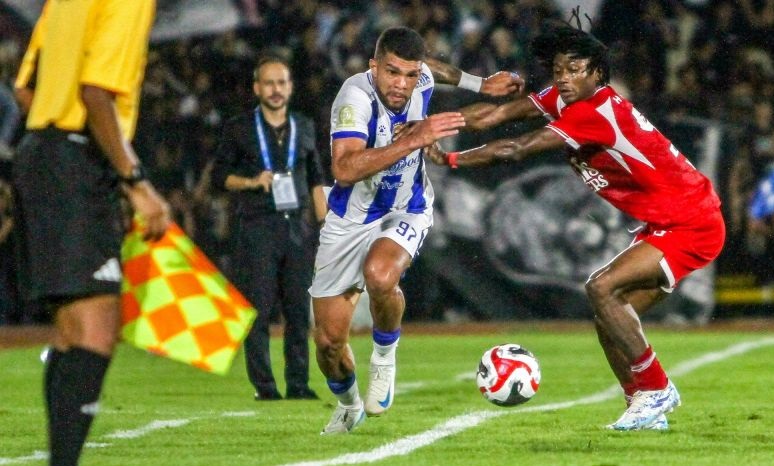 Mario Lemos ambil risiko kartu-kartu kuning demi kemenangan Persijap Mario Lemos ambil risiko kartu-kartu kuning demi kemenangan Persijap