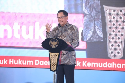 Produk hukum daerah pertimbangkan kondisi masyarakat
