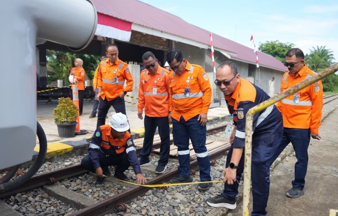 Manajemen KAI Sumut cek keselamatan dan pelayanan KA jalur Medan-Rantau Prapat Manajemen KAI Sumut cek keselamatan dan pelayanan KA jalur Medan-Rantau Prapat