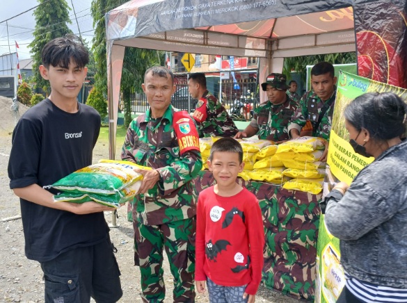 Jaga stabilitas pasokan dan harga pangan, Kodim 1710/Mimika gelar gerakan pangan murah Jaga stabilitas pasokan dan harga pangan, Kodim 1710/Mimika gelar gerakan pangan murah