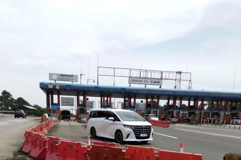 Diskresi Kepolisian, contraflow Tol Jagorawi arah Puncak dihentikan