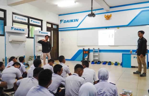 Siswa SMKN 29 Jakarta ikuti pelatihan K3LH Siswa SMKN 29 Jakarta ikuti pelatihan K3LH
