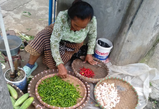 Pasokan terbatas, harga cabai di Salatiga sentuh Rp90 ribu per kilogram Pasokan terbatas, harga cabai di Salatiga sentuh Rp90 ribu per kilogram