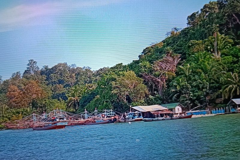 Pemkab Pasaman Barat peringatkan nelayan waspadai cuaca ekstrem