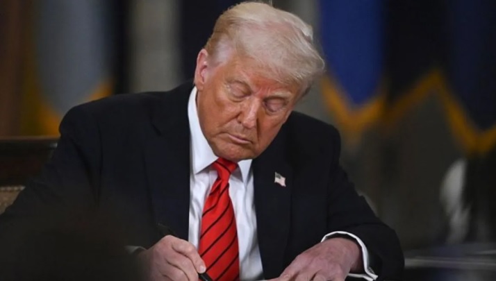 Trump telah pertimbangkan penundaan tarif selama 90 hari Trump telah pertimbangkan penundaan tarif selama 90 hari